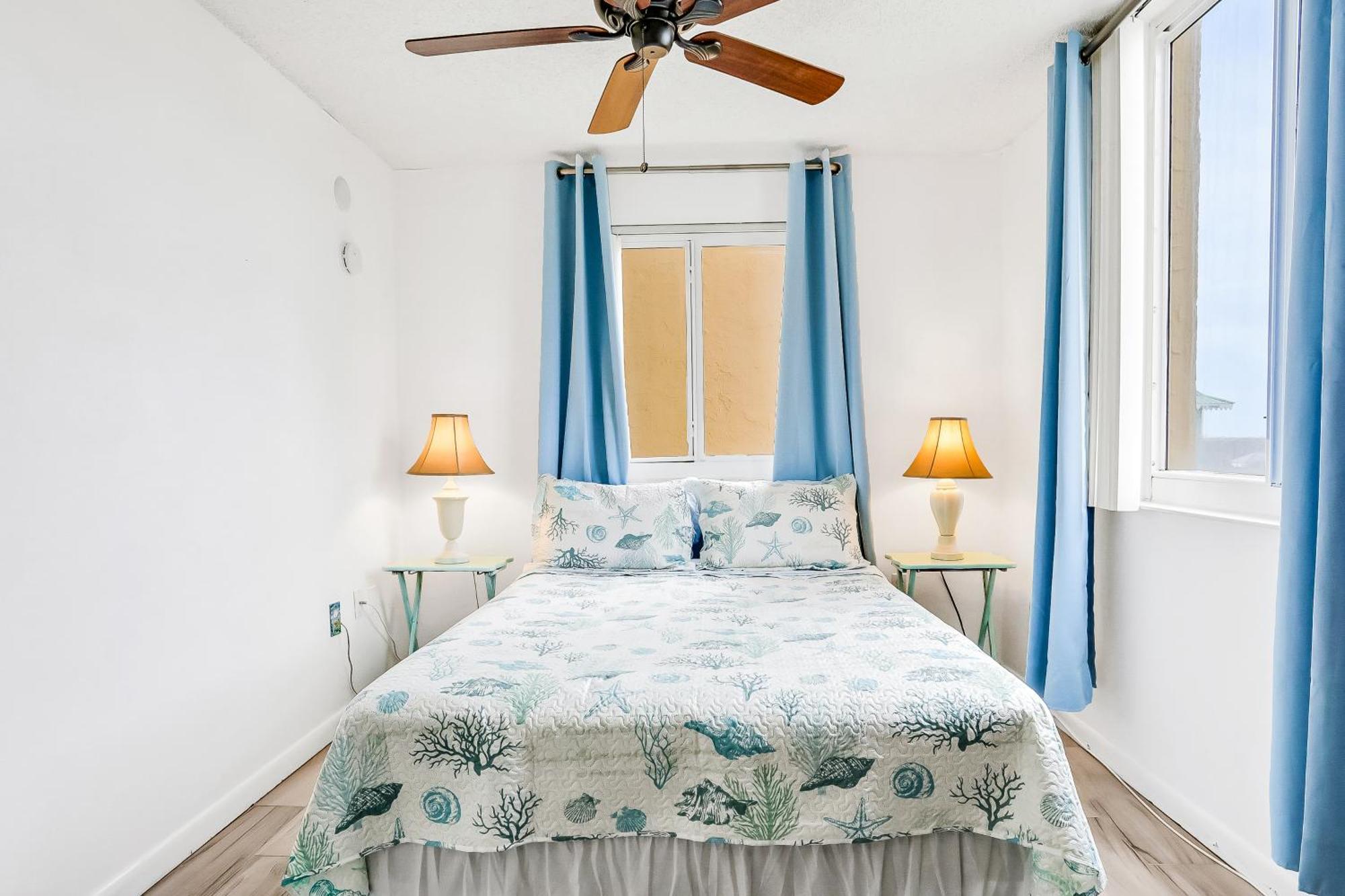 Oceania Plaza & Suites New Smyrna Beach Room photo