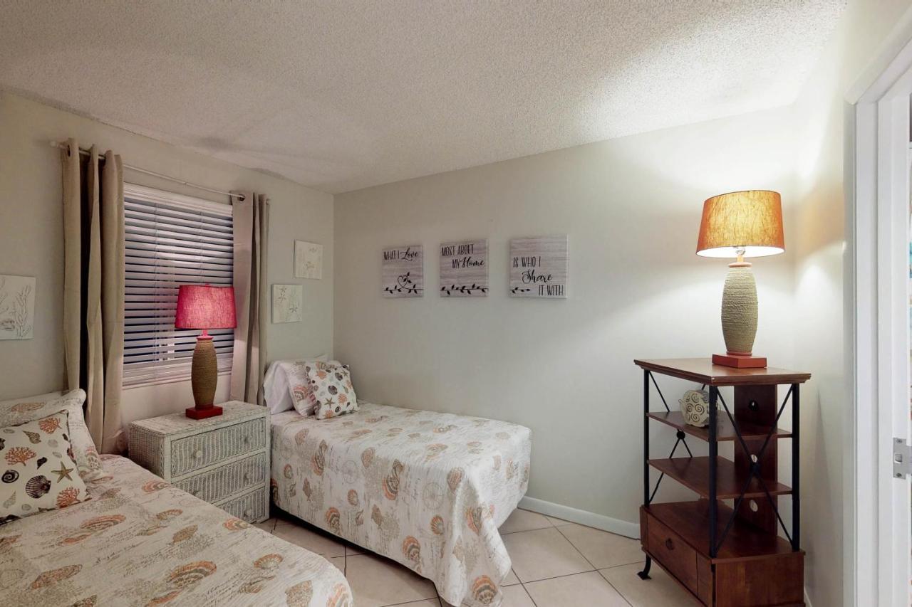 Oceania Plaza & Suites New Smyrna Beach Exterior photo